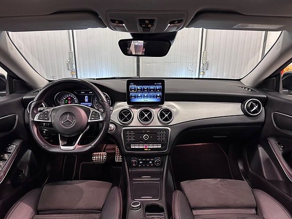 Mercedes-Benz CLA180 16 of 25
