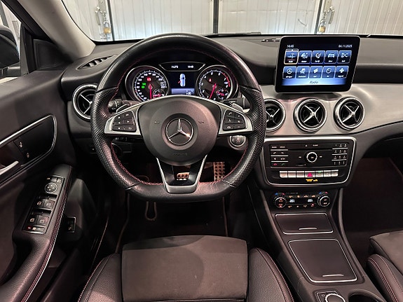 Mercedes-Benz CLA180 17 of 25