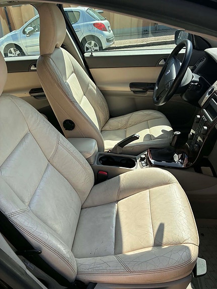 Volvo V50 5 of 5