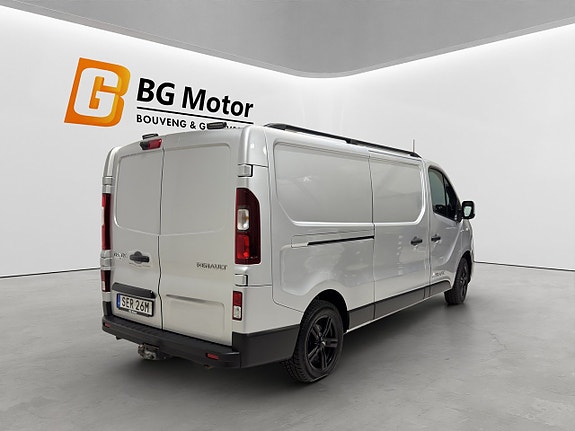 Renault Trafic 3 of 5