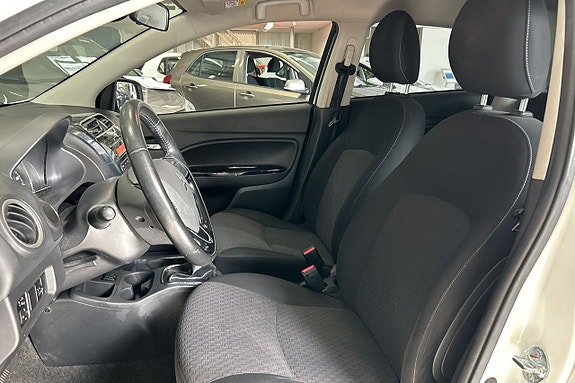 Mitsubishi Space Star 12 of 24