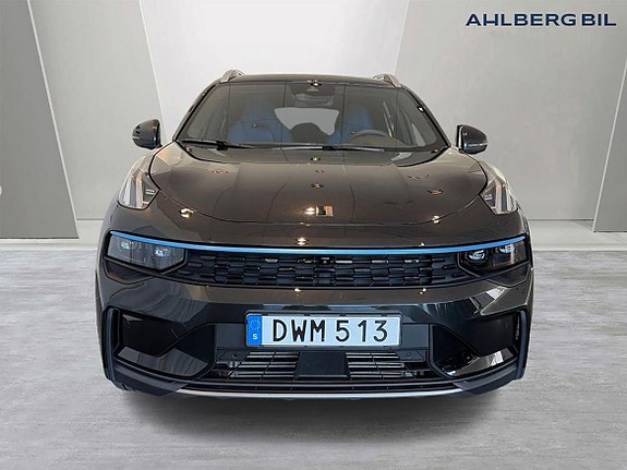 Lynk & Co 01 4 of 13