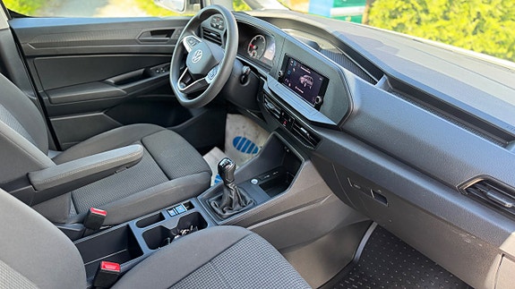 Volkswagen Caddy Maxi 11 of 16