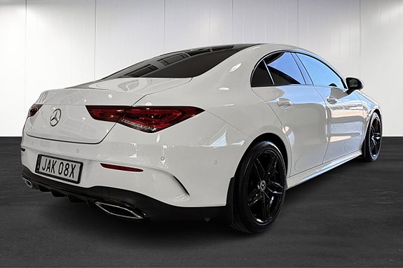 Mercedes-Benz CLA200 2 of 5