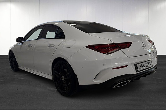 Mercedes-Benz CLA200 3 of 5