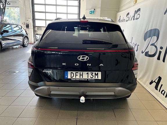 Hyundai Kona 4 of 5