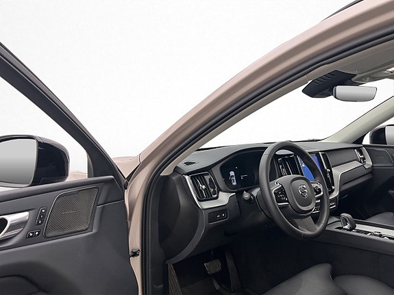 Volvo XC60 17 of 30