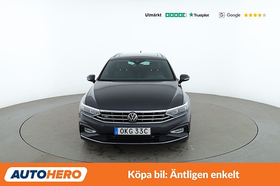 Volkswagen Passat 9 of 30