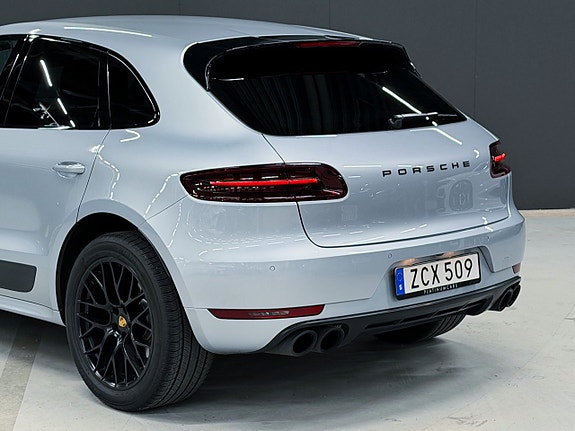 Porsche Macan GTS 5 of 5