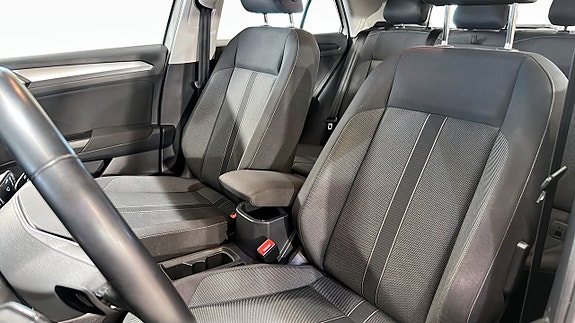 Volkswagen T-Roc 8 of 20