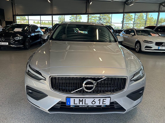 Volvo V60 9 of 20
