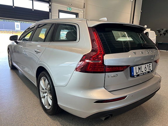 Volvo V60 6 of 20