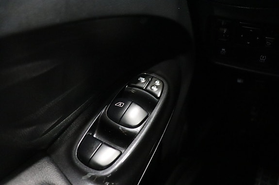 Nissan Juke 15 of 23