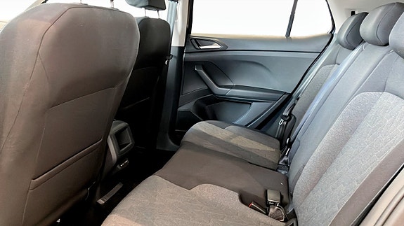 Volkswagen T-Cross 11 of 12
