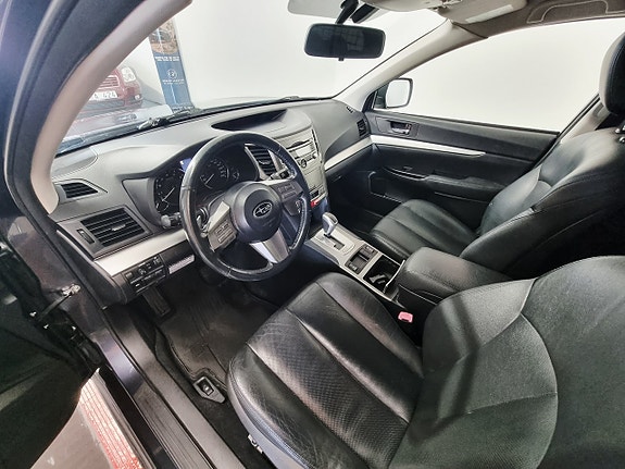 Subaru Legacy 6 of 23