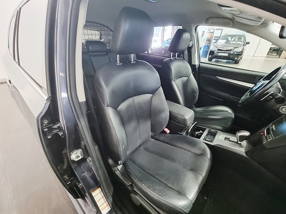 Subaru Legacy 19 of 23