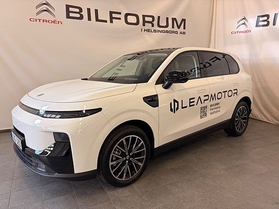 Leapmotor B10 2 of 5