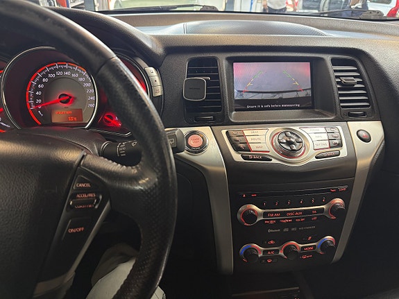 Nissan Murano 8 of 13