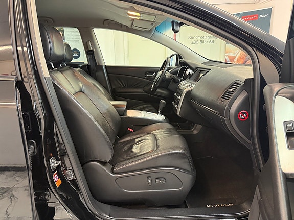 Nissan Murano 11 of 13