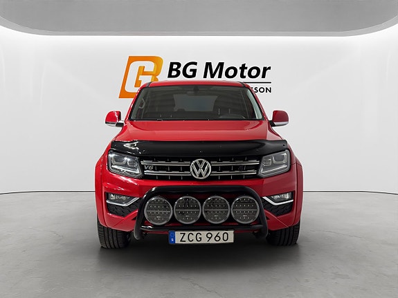 Volkswagen Amarok 3 of 5