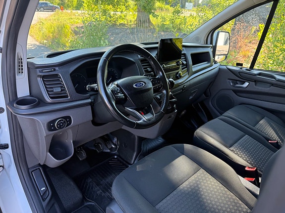 Ford Transit Custom 4 of 12