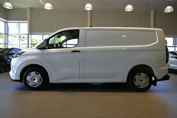 Ford Transit Custom 2 of 5