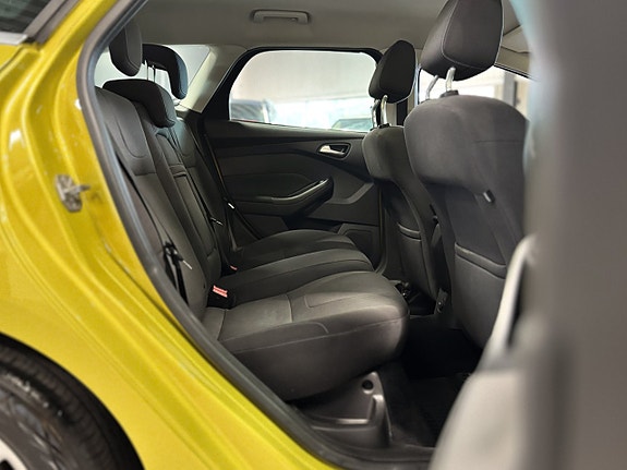 Ford Focus 11 of 16