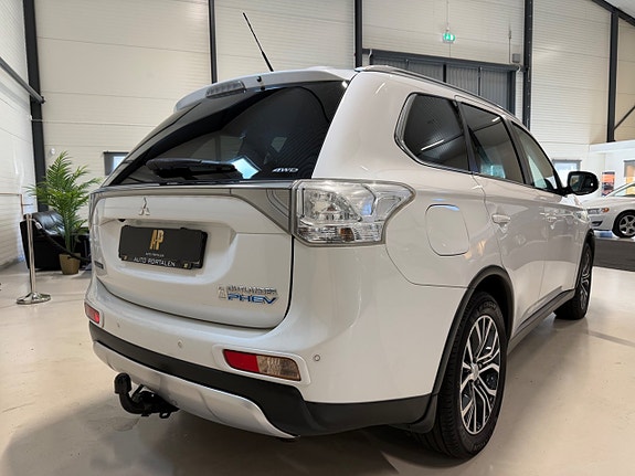 Mitsubishi Outlander 8 of 17