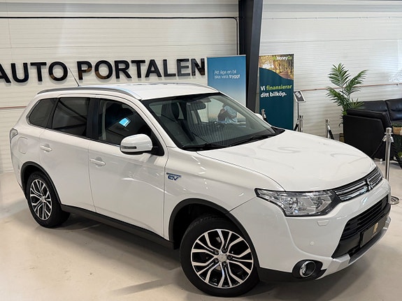 Mitsubishi Outlander 3 of 17