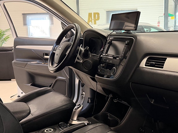 Mitsubishi Outlander 11 of 17