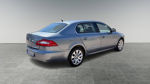 Skoda Superb 3 of 10