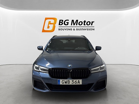 BMW 520d 2 of 24