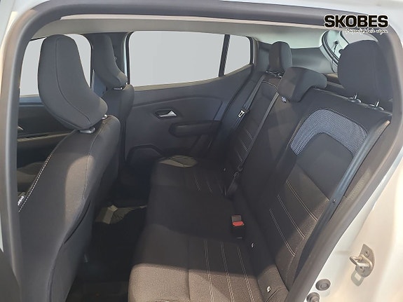 Dacia Sandero 13 of 19
