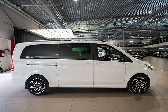 Mercedes-Benz V300 d 5 of 5