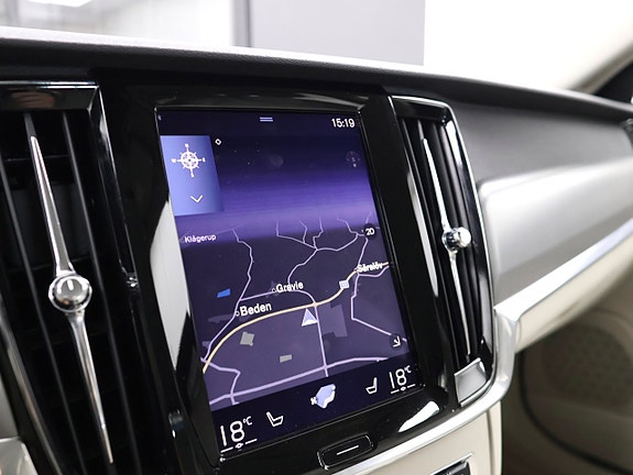 Volvo V90 18 of 30