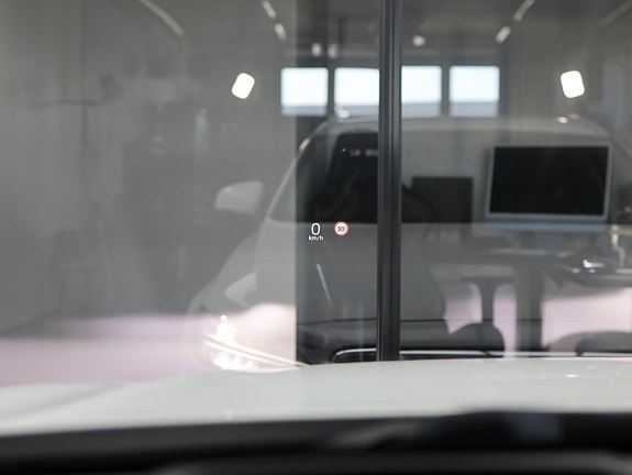 Volvo V90 23 of 30