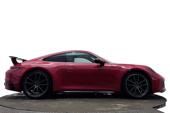 Porsche 911 Carrera 4S 5 of 5
