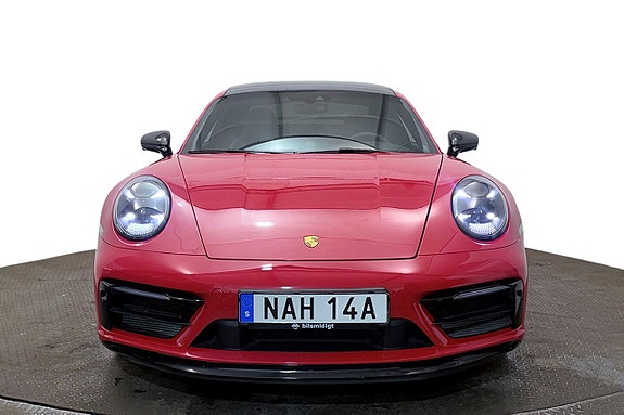 Porsche 911 Carrera 4S 3 of 30