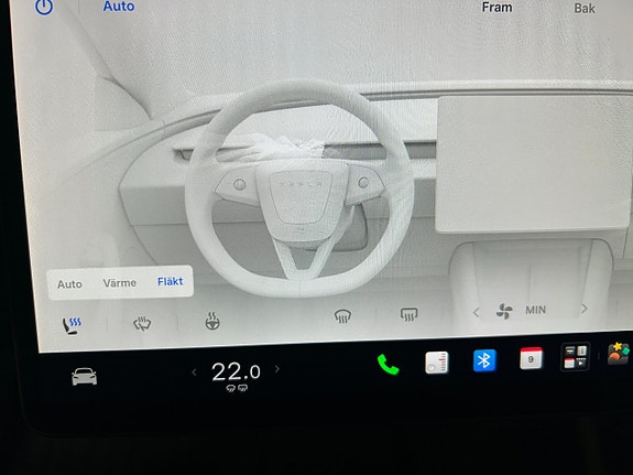 Tesla Model 3 23 of 26