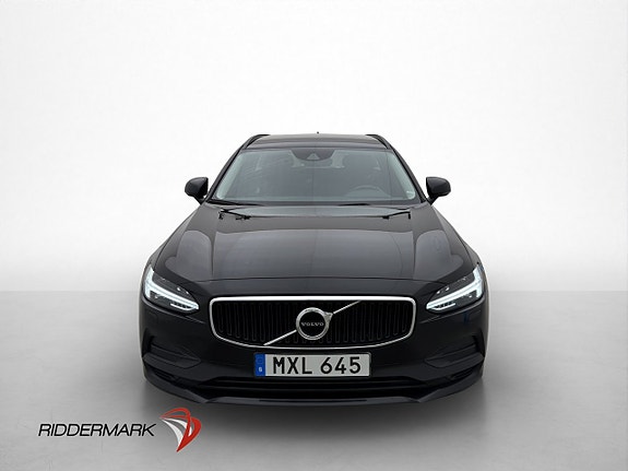 Volvo V90 2 of 5