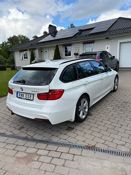 BMW 320d 5 of 5
