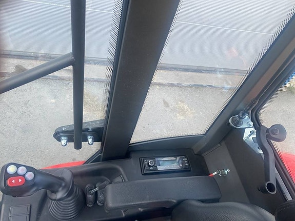 Flexitrac 1226Cab 4 of 8