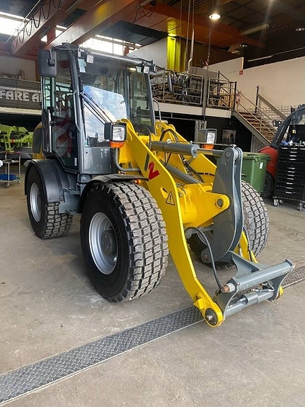 Wacker Neuson WL 52 3 of 5