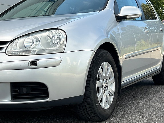 Volkswagen Golf V 15 of 19