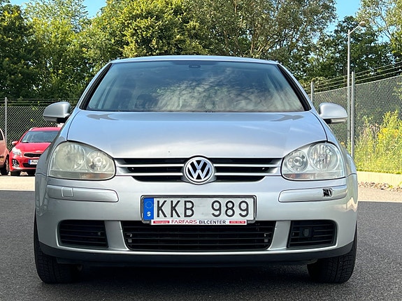 Volkswagen Golf V 14 of 19