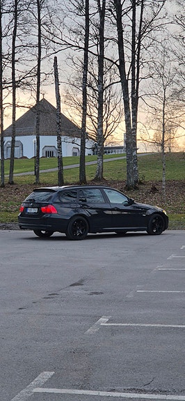 BMW 318d 2 of 2