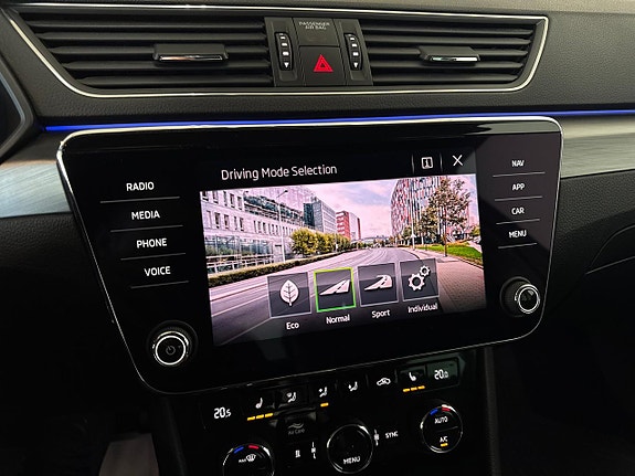 Skoda Superb 27 of 27