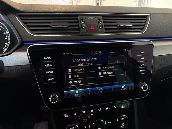Skoda Superb 25 of 27