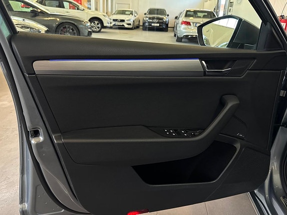 Skoda Superb 7 of 27