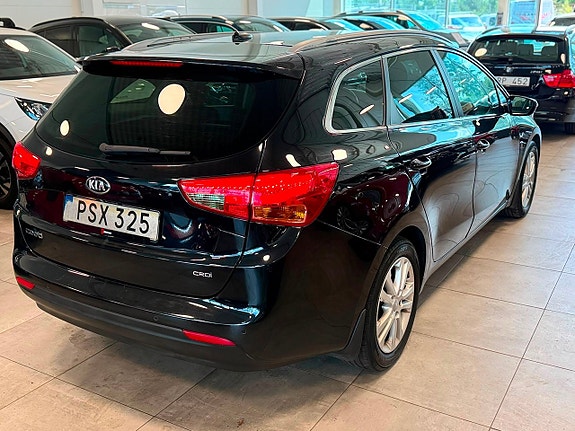 Kia Ceed 3 of 5